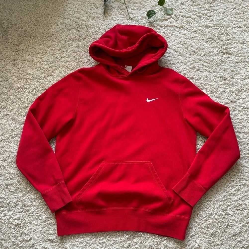 Nike Women’s Red Slim Fit Red Hoodie size L